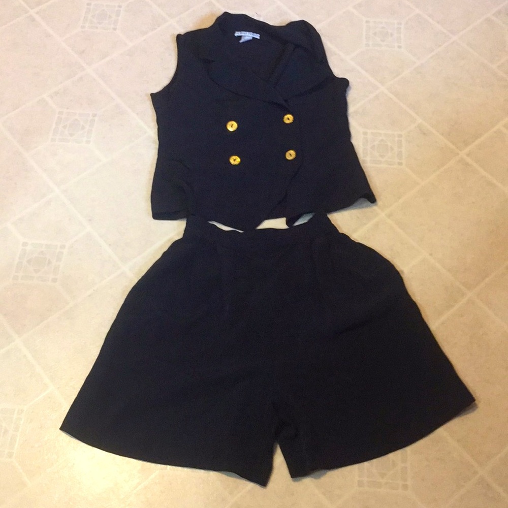 Two piece short suit set
